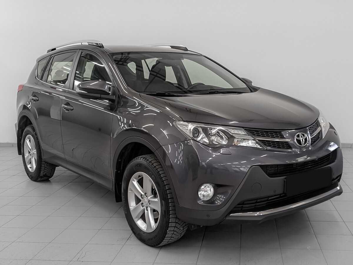 Toyota RAV4 2014 года с пробегом. Фото: #2