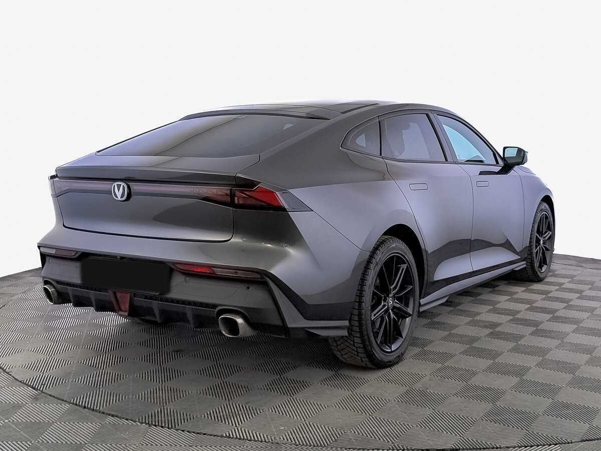 Changan UNI-V 2022 года с пробегом. Фото: #4