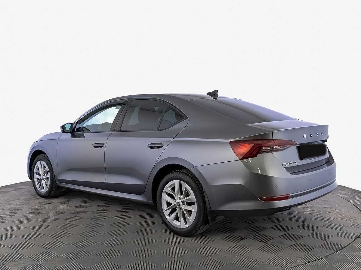 Skoda Octavia 2021 года с пробегом. Фото: #6