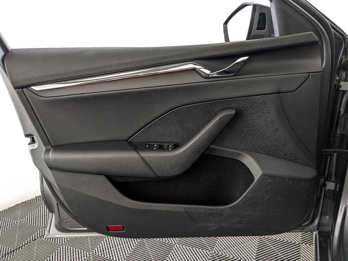 Skoda Octavia 2021 года с пробегом. Фото: #18