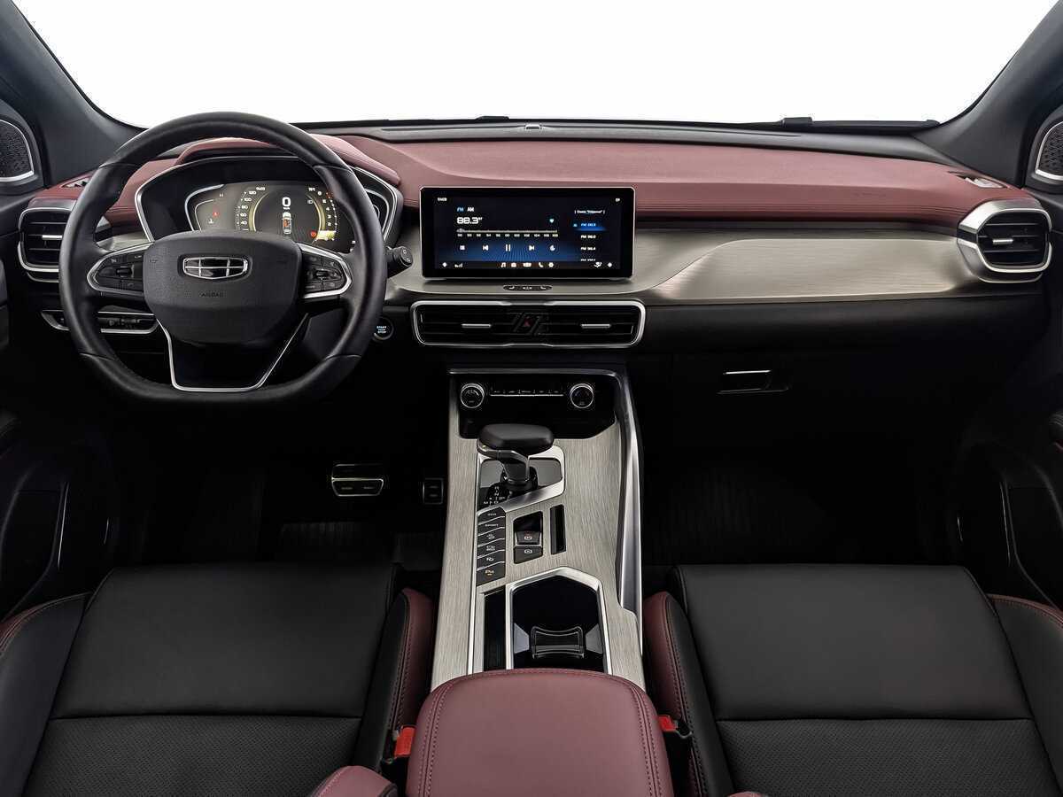 Geely Coolray 2023 года с пробегом. Фото: #11