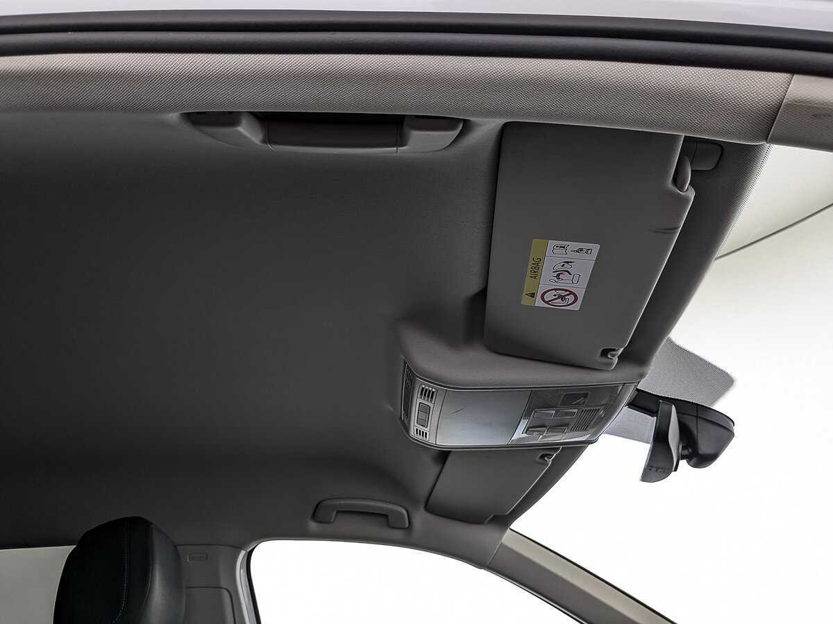 Volkswagen Tiguan 2018 года с пробегом. Фото: #20