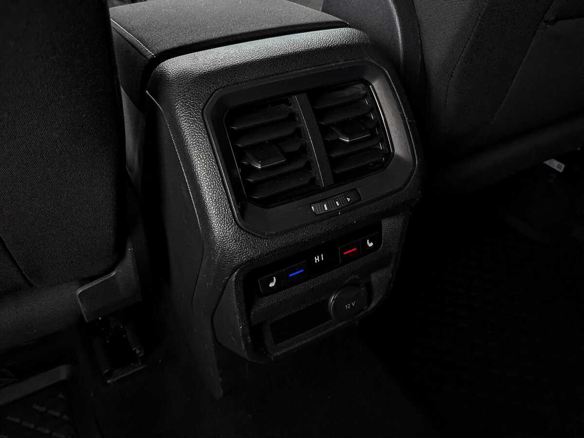 Volkswagen Tiguan 2018 года с пробегом. Фото: #25