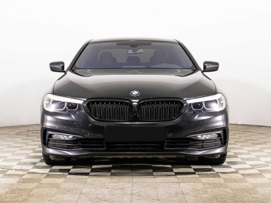 BMW 5 серии 2017 года с пробегом. Фото: #1