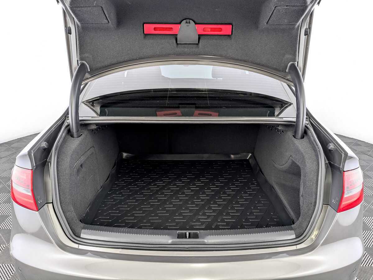 Audi A4 2015 года с пробегом. Фото: #9