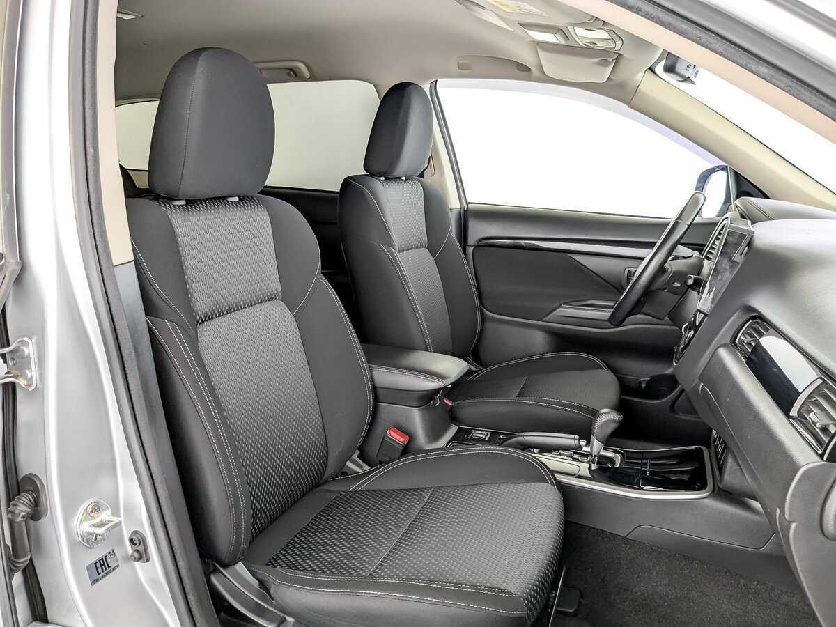 Mitsubishi Outlander 2019 года с пробегом. Фото: #22