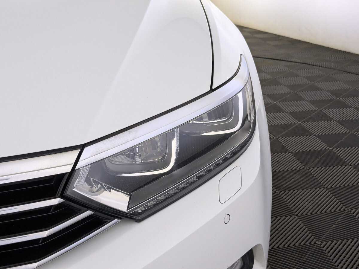 Volkswagen Passat 2019 года с пробегом. Фото: #10
