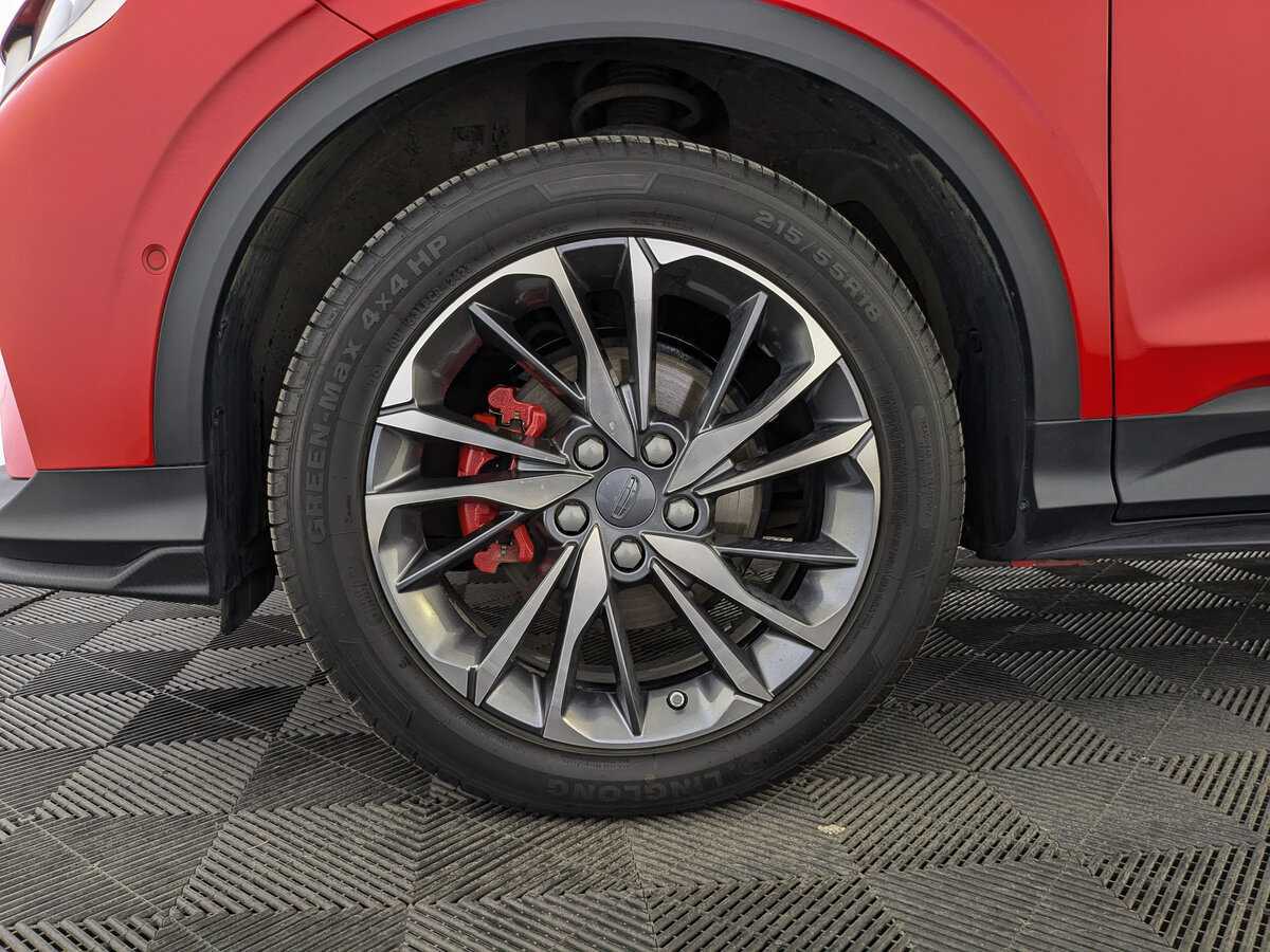 Geely Coolray 2023 года с пробегом. Фото: #11