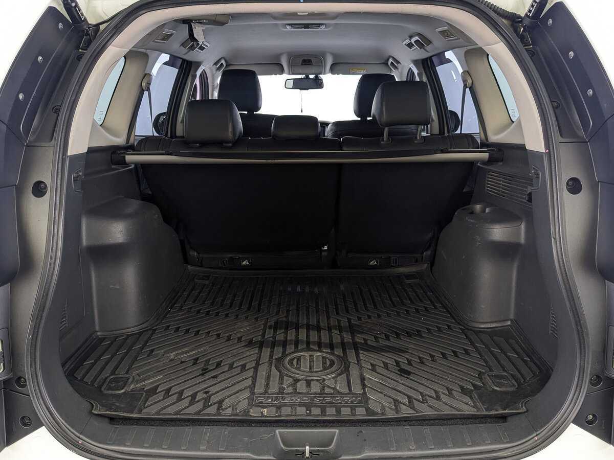 Mitsubishi Pajero Sport 2017 года с пробегом. Фото: #9