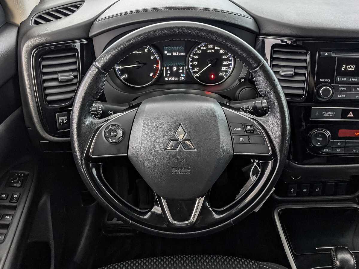 Mitsubishi Outlander 2019 года с пробегом. Фото: #21