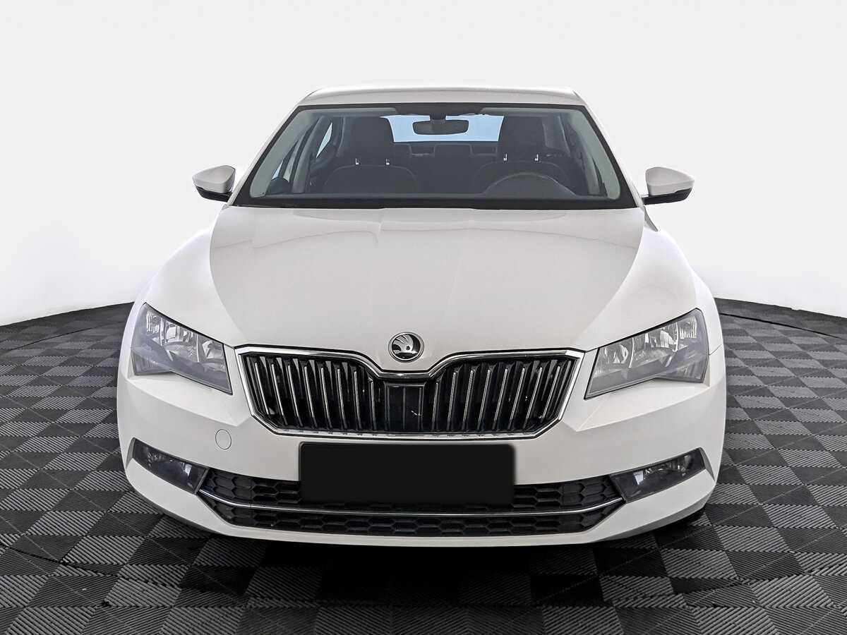Skoda Superb 2017 года с пробегом. Фото: #1