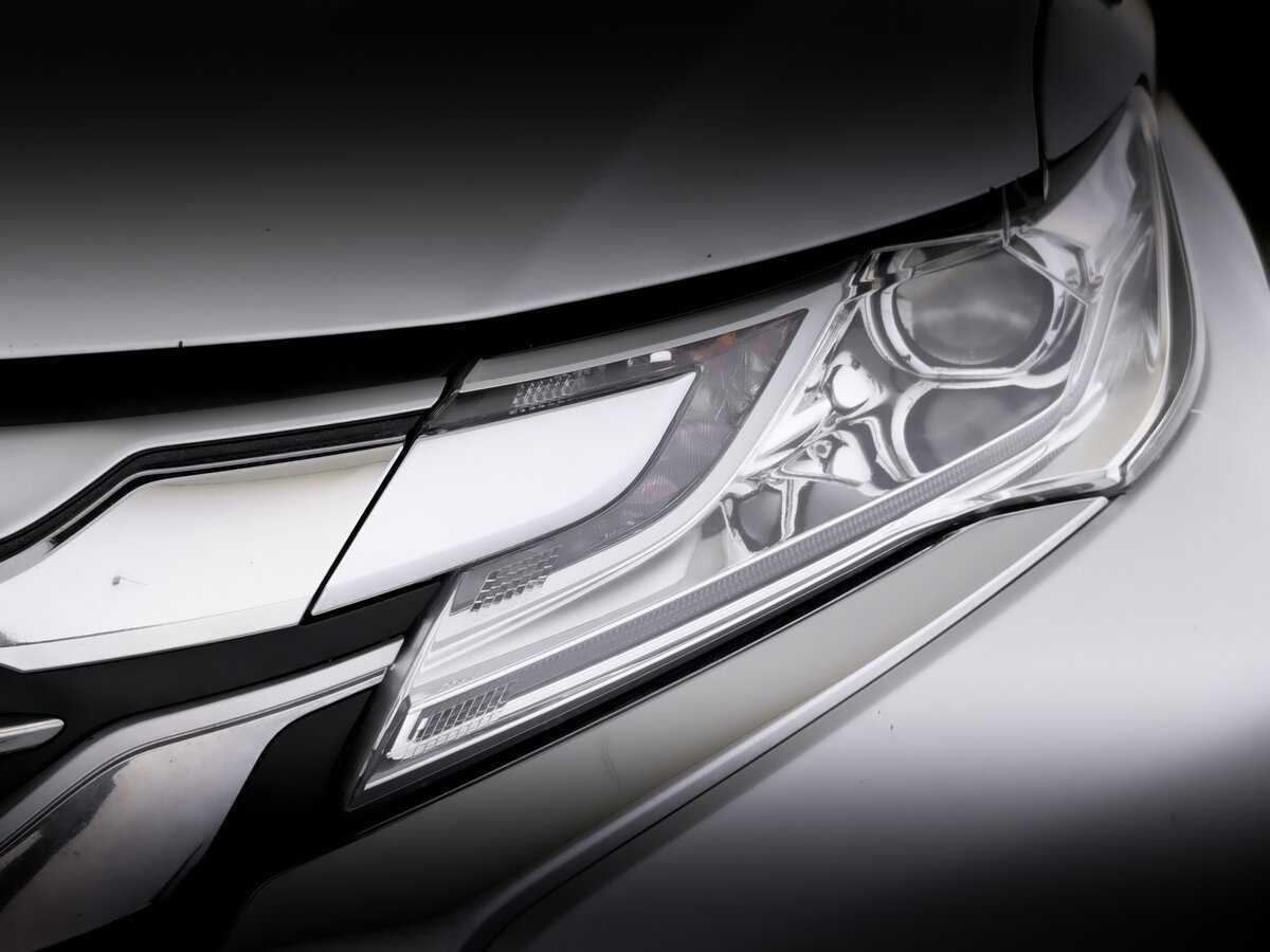 Mitsubishi Pajero Sport 2018 года с пробегом. Фото: #16