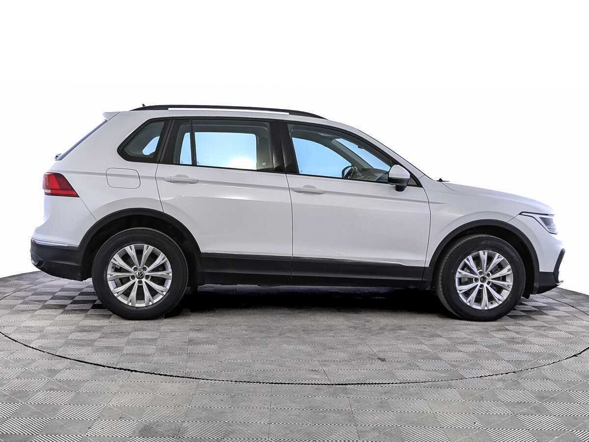 Volkswagen Tiguan 2021 года с пробегом. Фото: #3