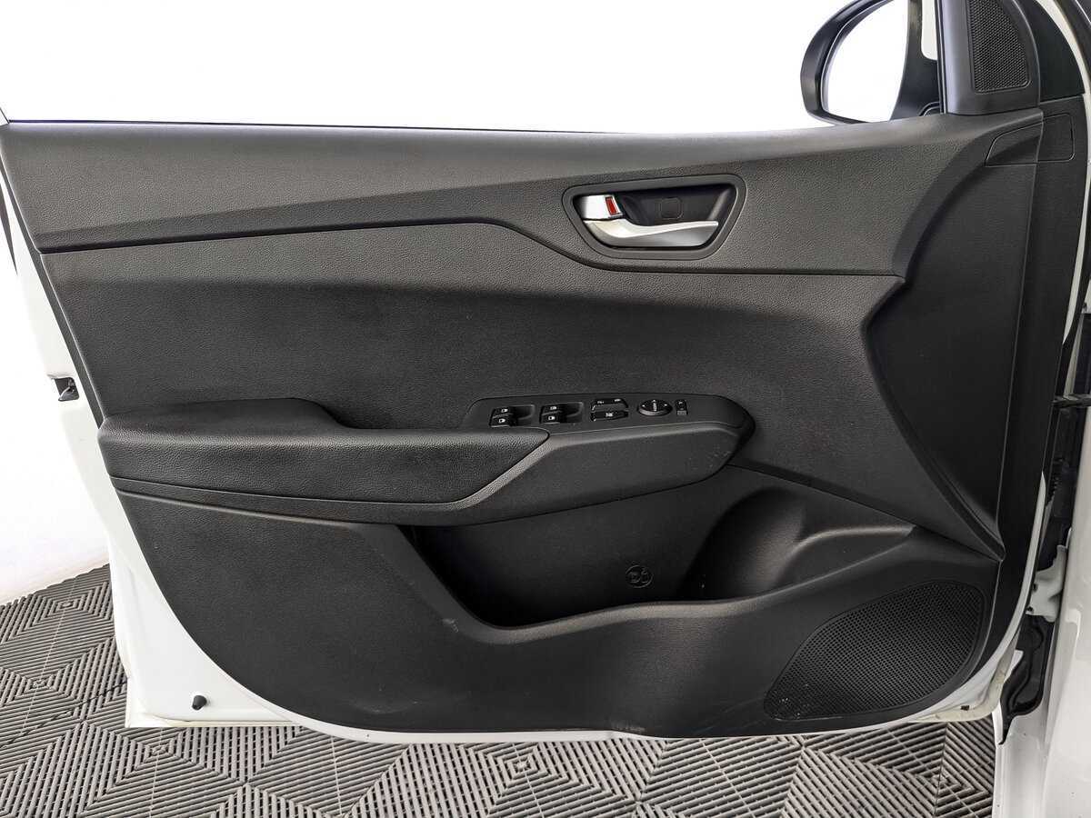 Б/У Хендай Солярис 2020 года. Фото: #17