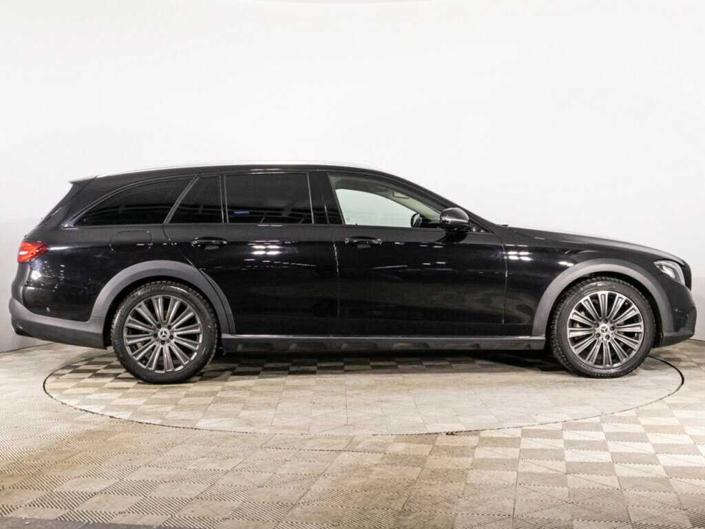 Mercedes-Benz E-Класс 2017 года с пробегом. Фото: #3