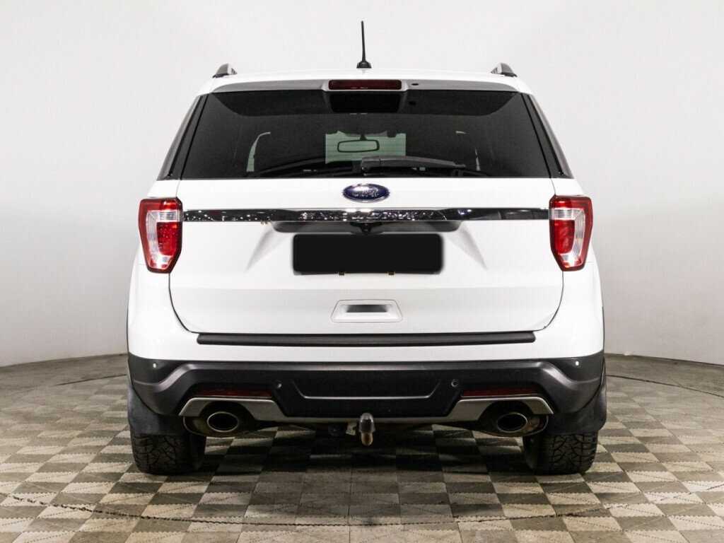 Ford Explorer 2019 года с пробегом. Фото: #4