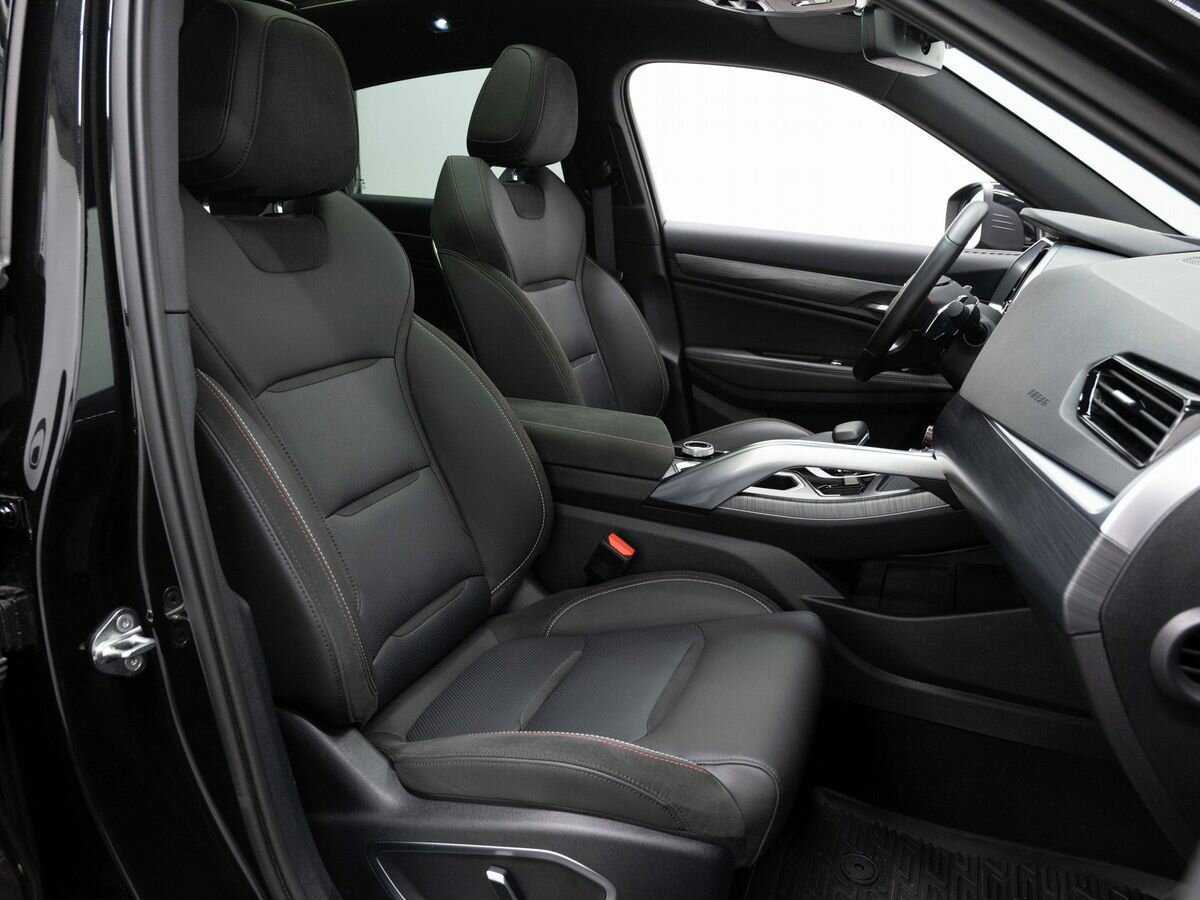 Geely Tugella 2023 года с пробегом. Фото: #12