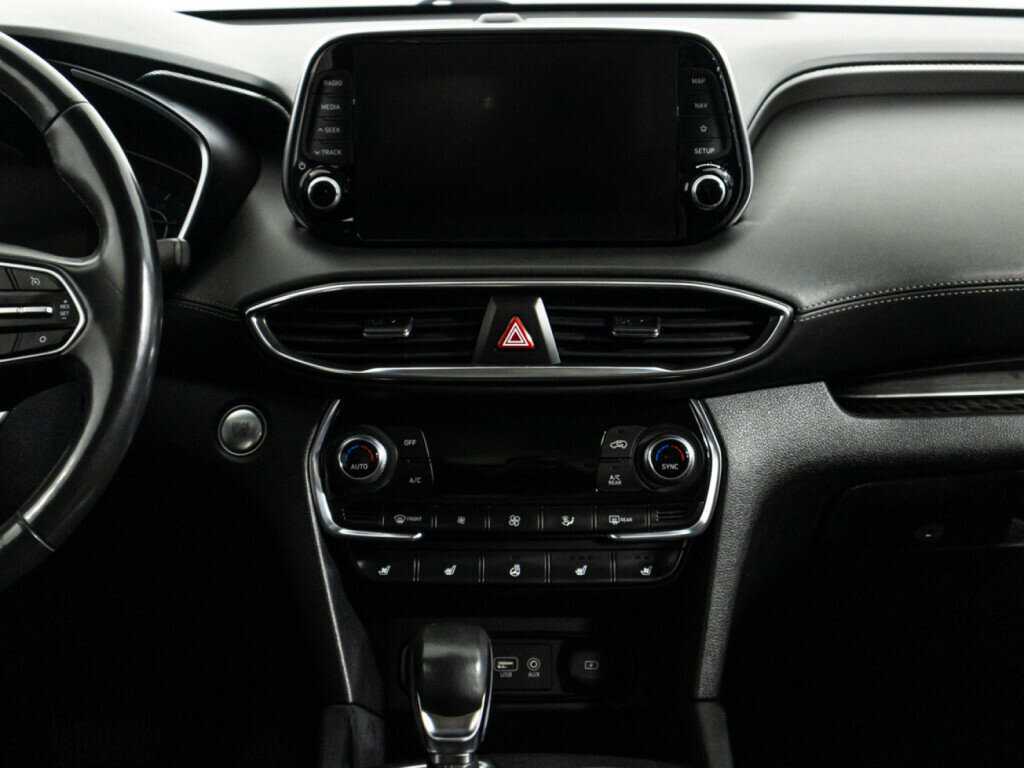 Hyundai Santa Fe 2019 года с пробегом. Фото: #13