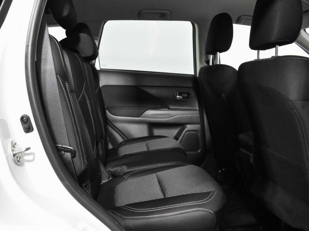 Mitsubishi Outlander 2020 года с пробегом. Фото: #9