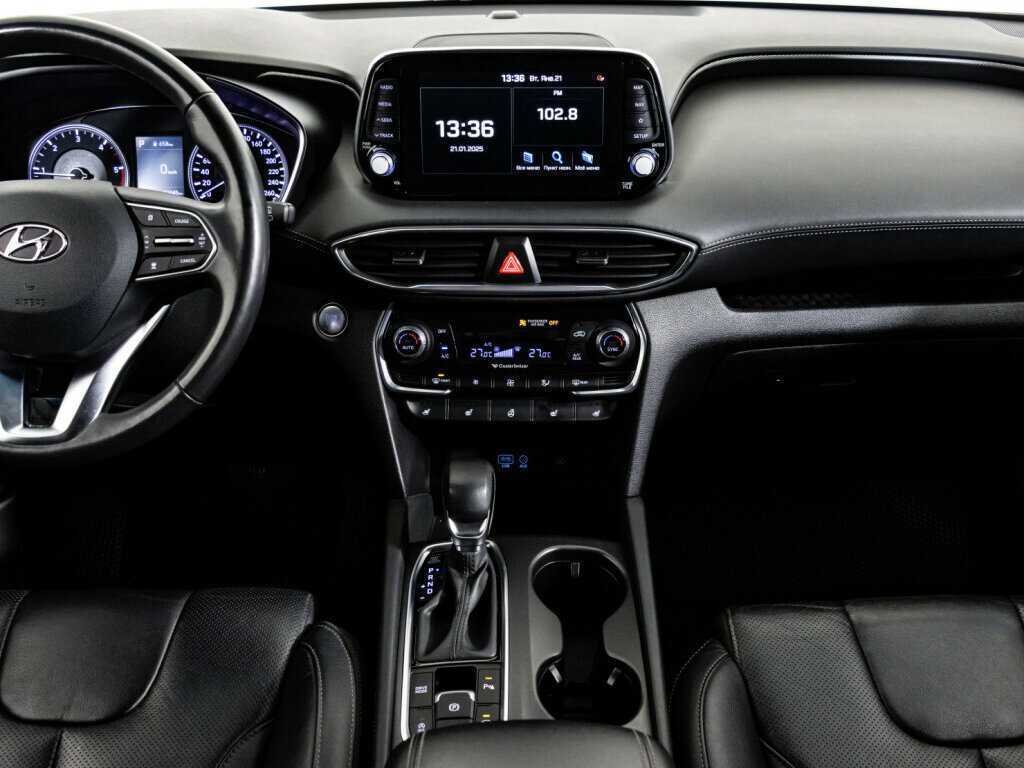 Hyundai Santa Fe 2018 года с пробегом. Фото: #9