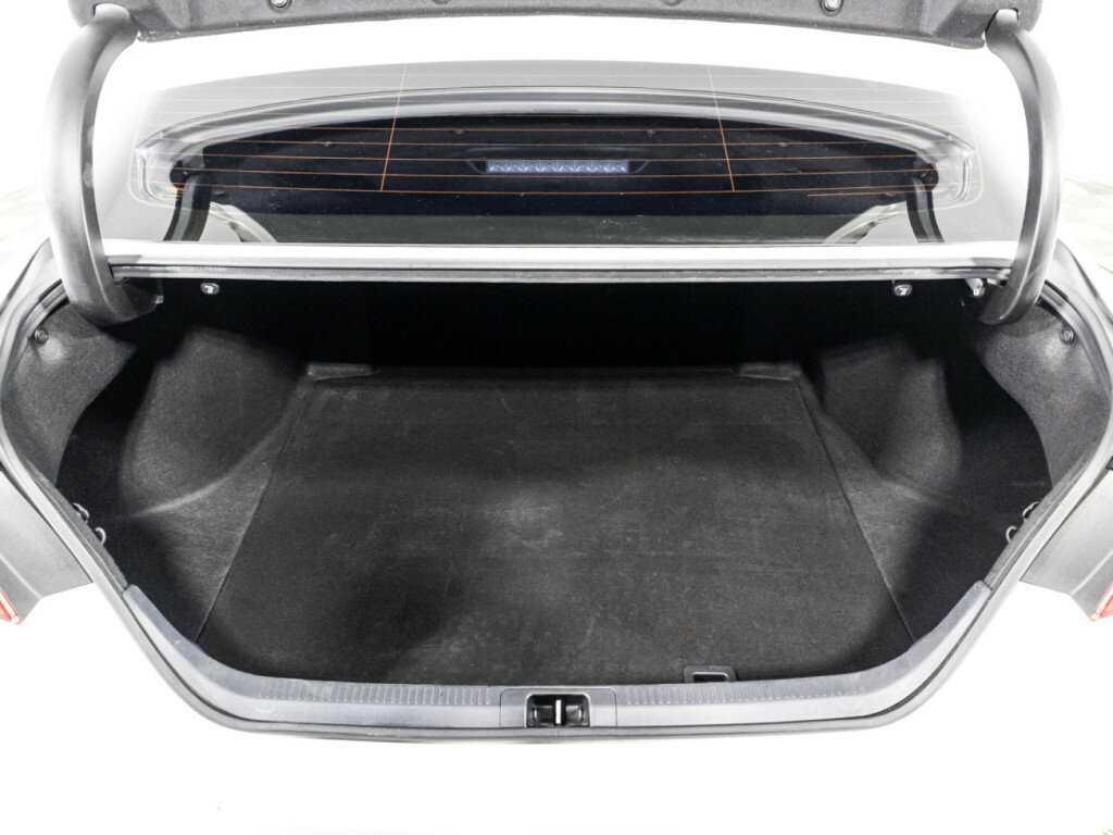 Toyota Camry 2021 года с пробегом. Фото: #14