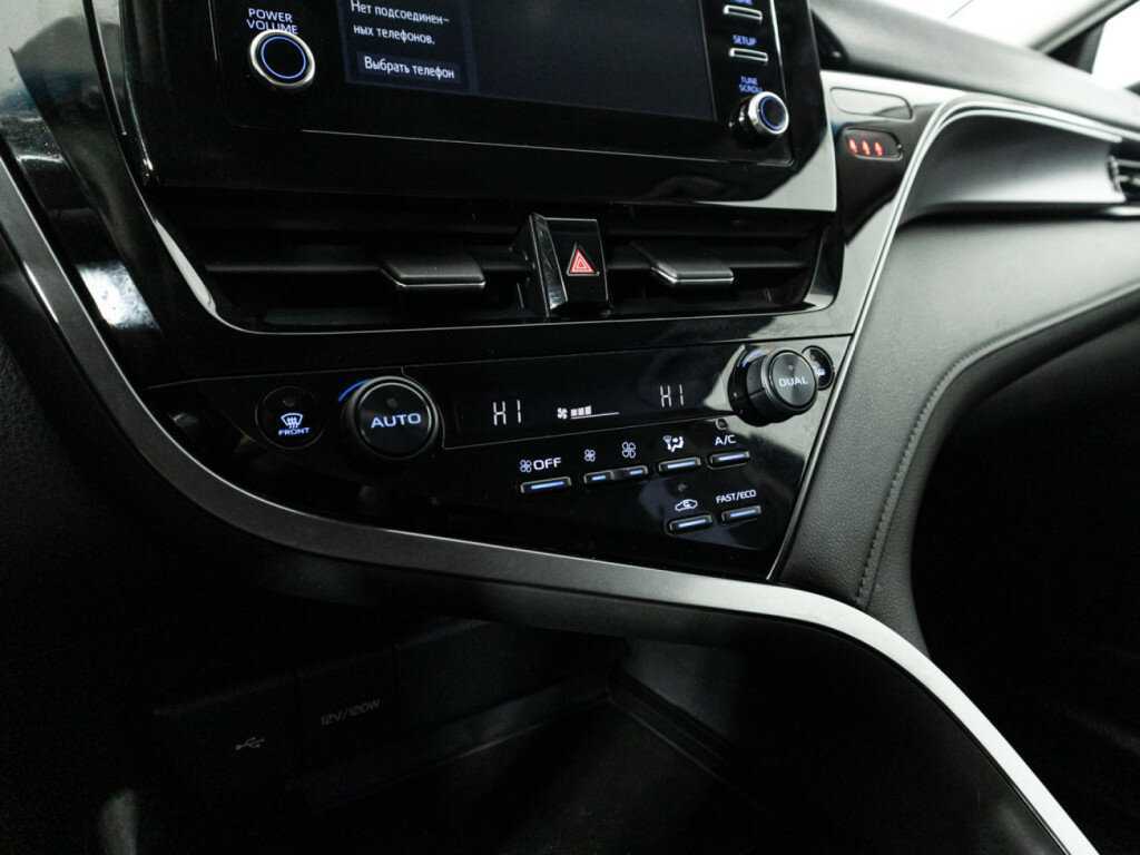 Toyota Camry 2021 года с пробегом. Фото: #16