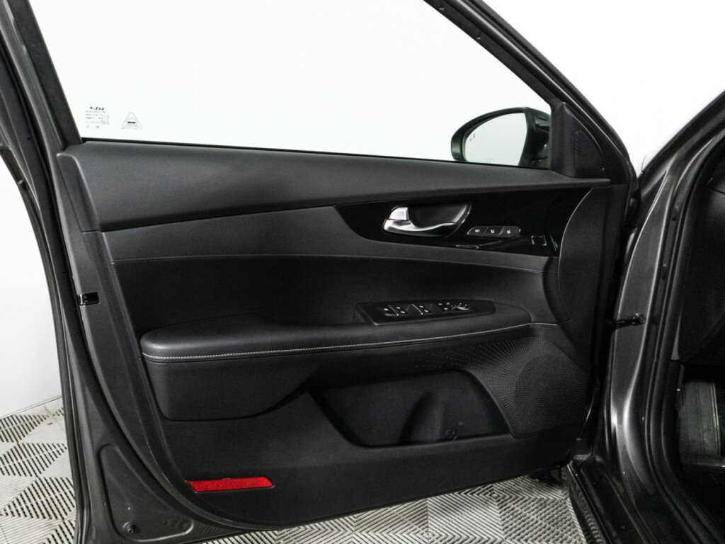 Kia Cerato 2022 года с пробегом. Фото: #24