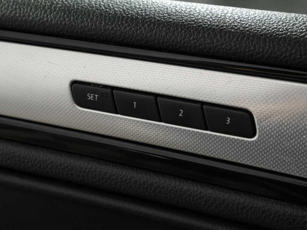 Volkswagen Touareg 2012 года с пробегом. Фото: #15