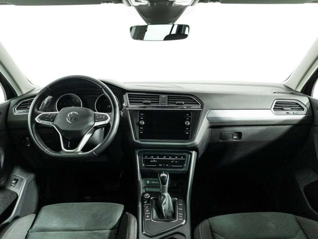 Volkswagen Tiguan 2021 года с пробегом. Фото: #12