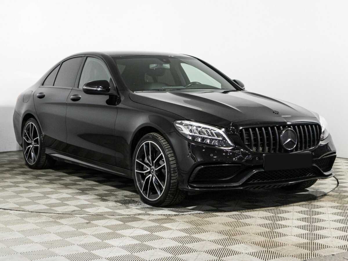 Mercedes-Benz C-Класс 2018 года с пробегом. Фото: #2