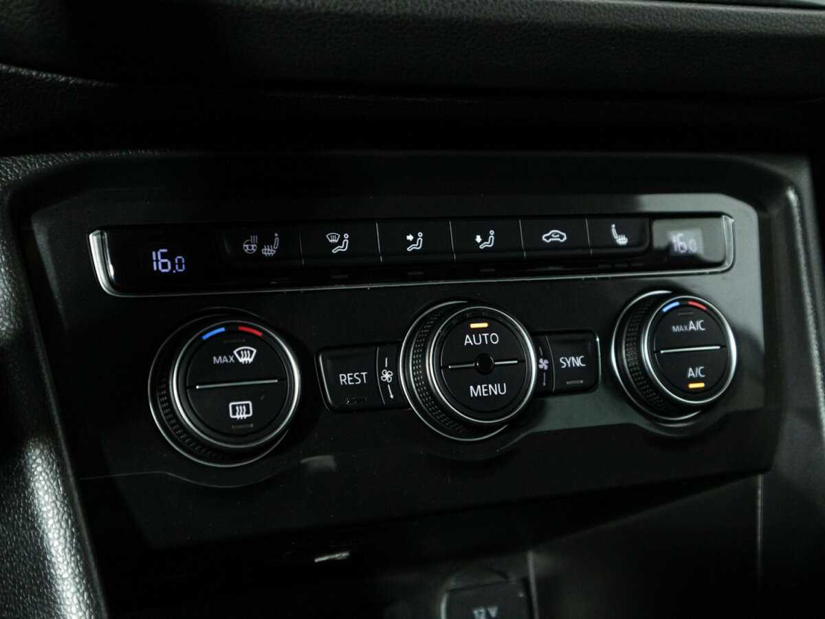 Volkswagen Tiguan 2018 года с пробегом. Фото: #16