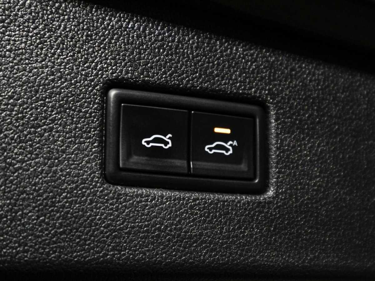 Volkswagen Tiguan 2018 года с пробегом. Фото: #14