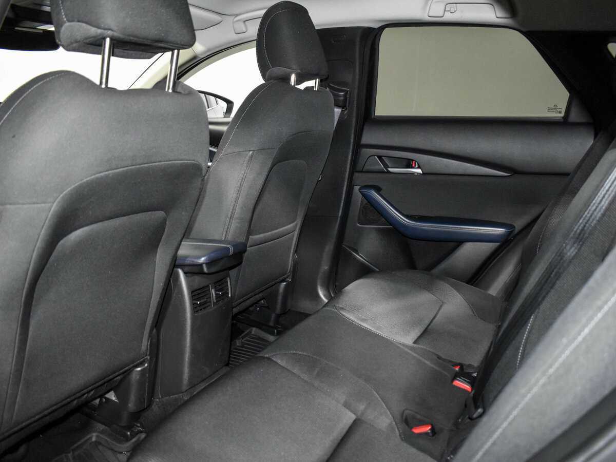 Mazda CX-30 2020 года с пробегом. Фото: #12