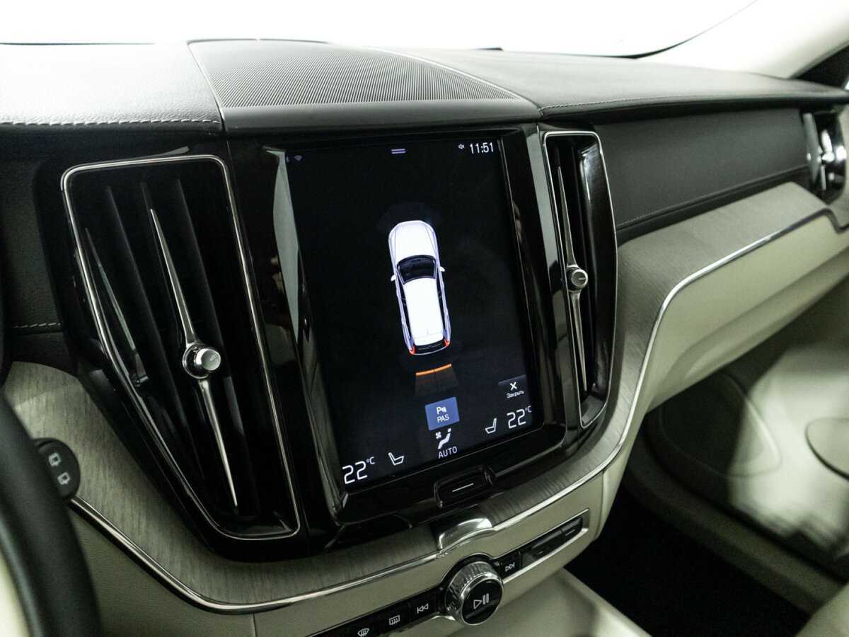 Volvo XC60 2018 года с пробегом. Фото: #18
