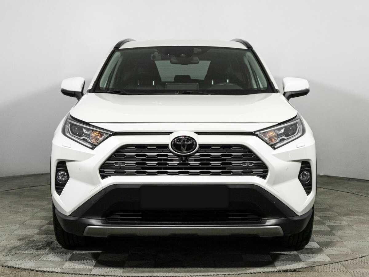 Toyota RAV4 2021 года с пробегом. Фото: #1