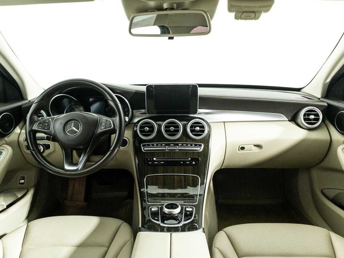 Mercedes-Benz C-Класс 2017 года с пробегом. Фото: #12