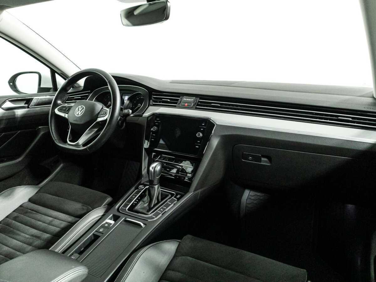 Volkswagen Passat 2020 года с пробегом. Фото: #8