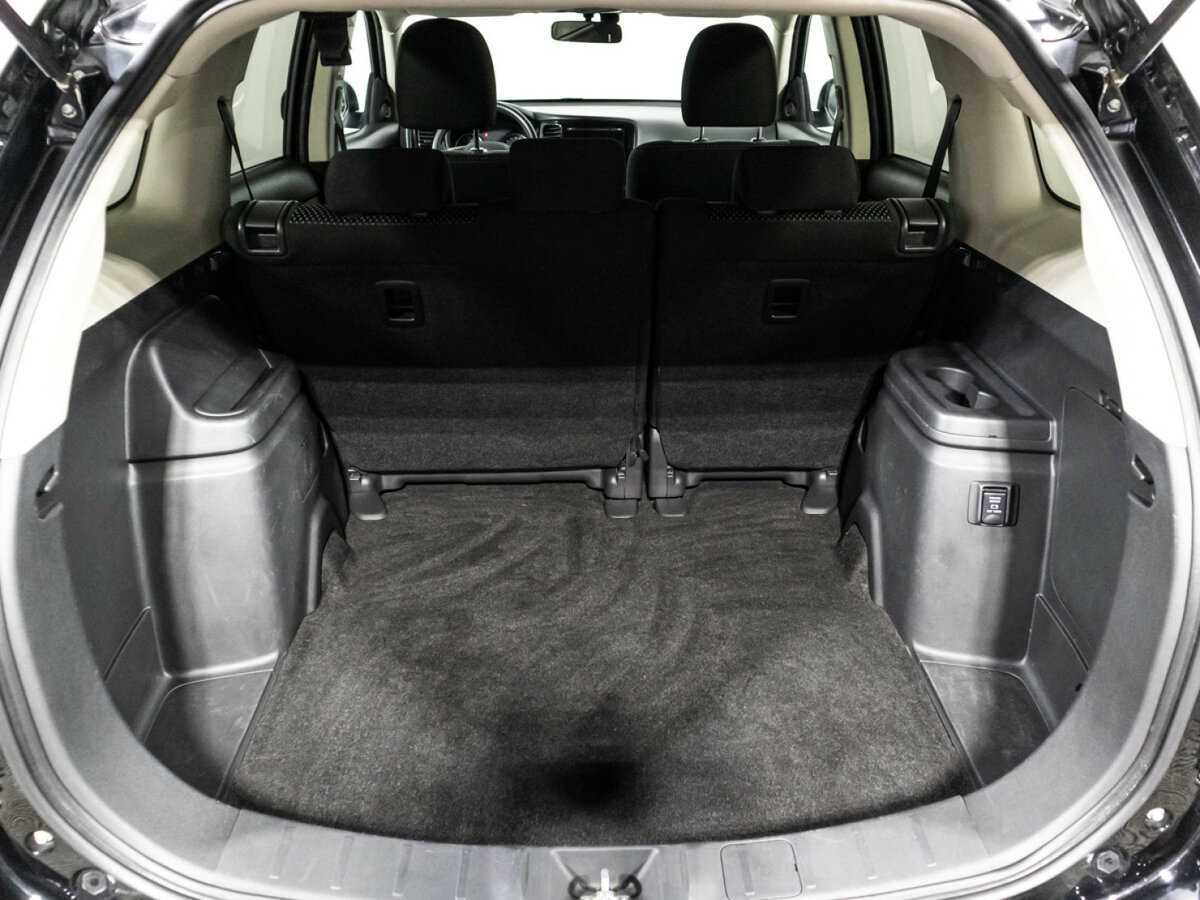 Mitsubishi Outlander 2018 года с пробегом. Фото: #14