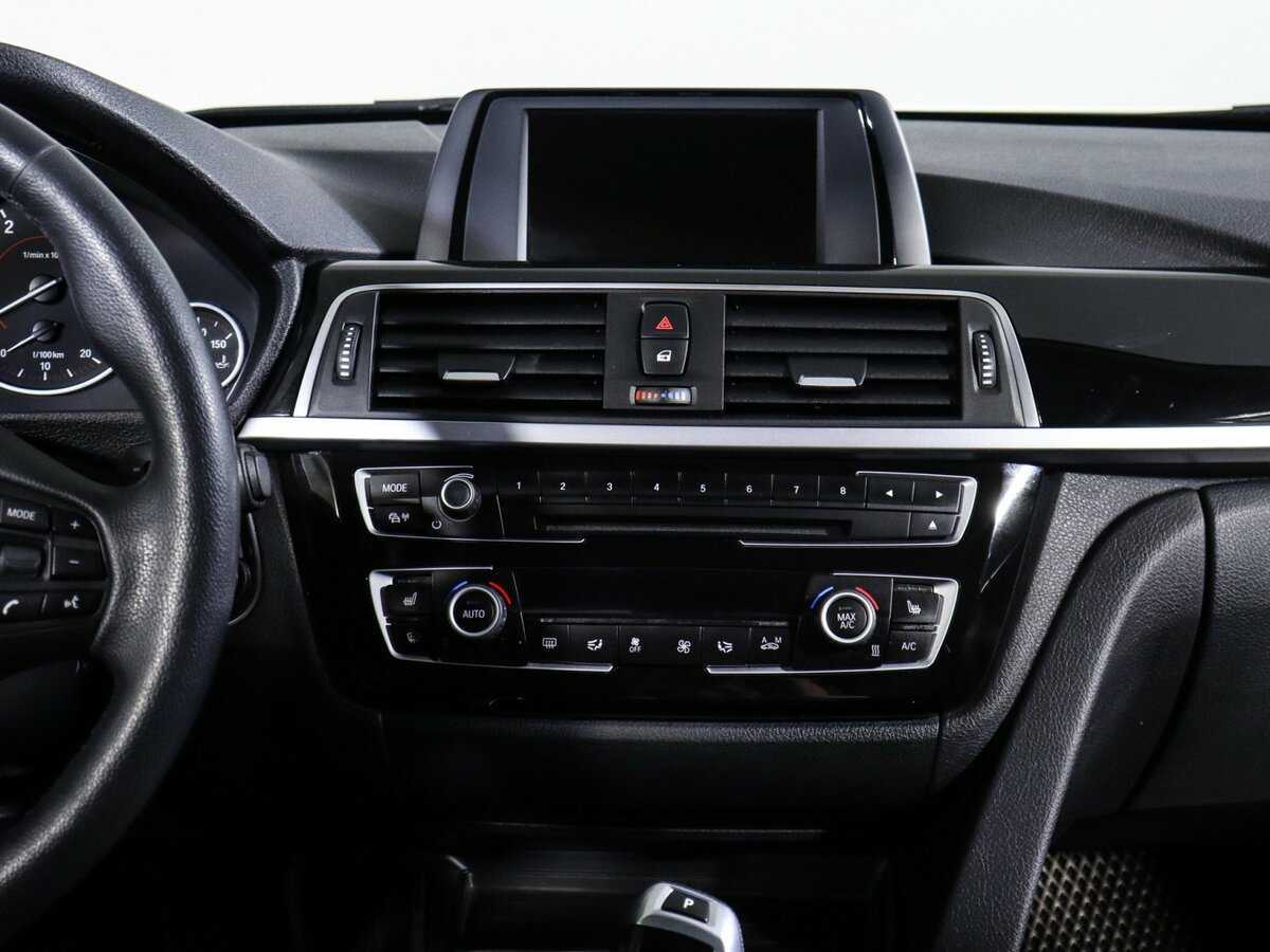 BMW 3 серии 2016 года с пробегом. Фото: #12