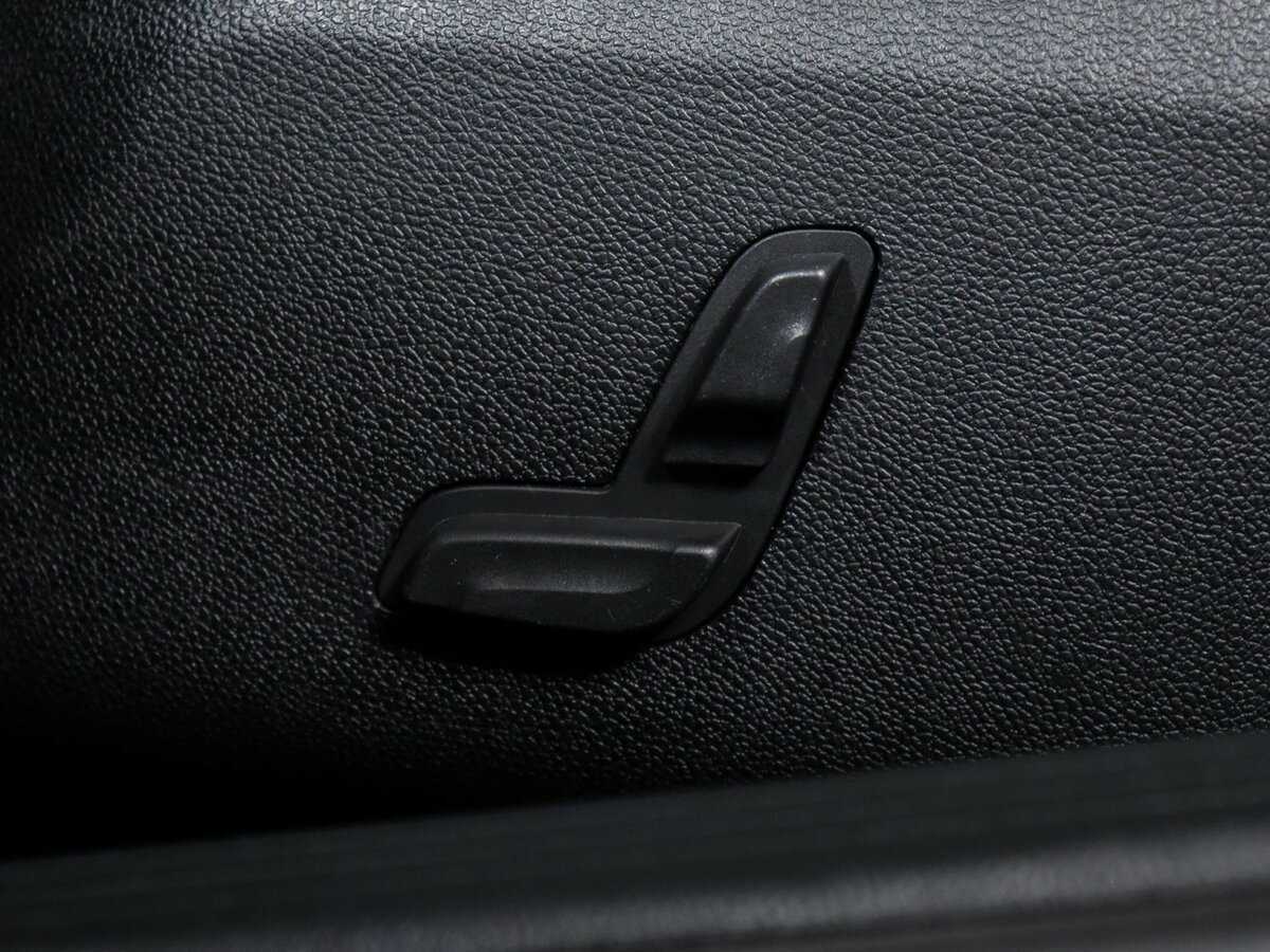 Mercedes-Benz E-Класс 2015 года с пробегом. Фото: #15