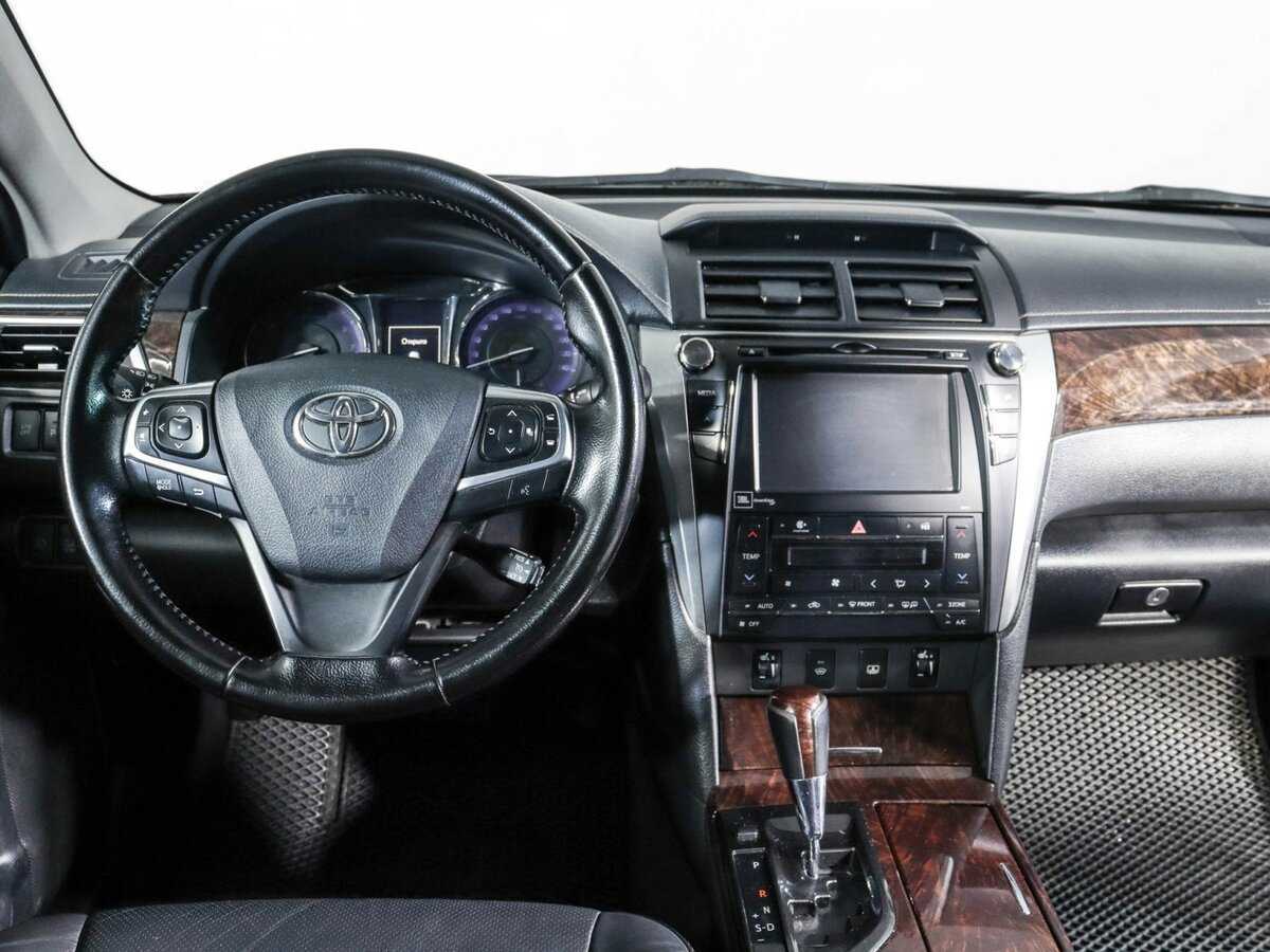 Toyota Camry 2015 года с пробегом. Фото: #9