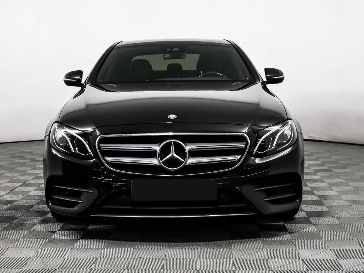 Mercedes-Benz E-Класс 2016 года с пробегом. Фото: #1