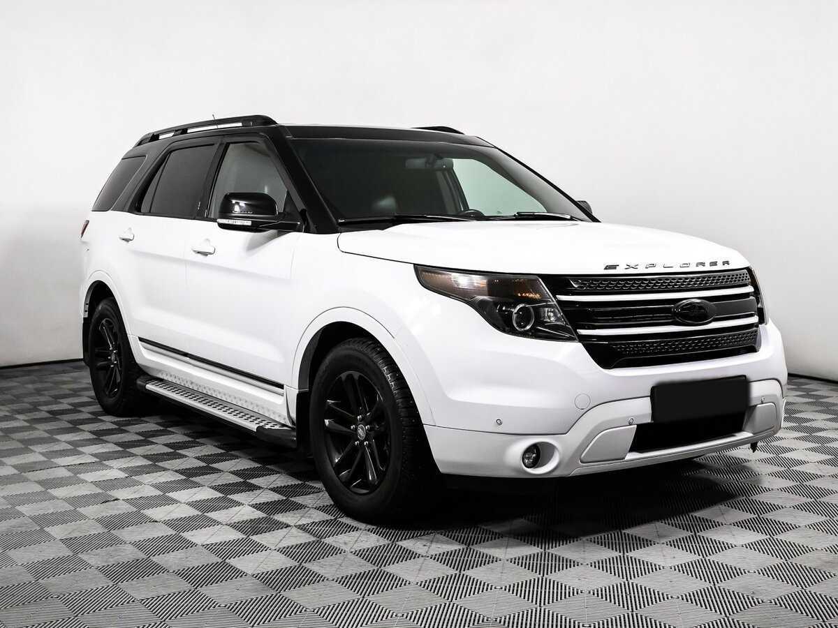 Ford Explorer 2013 года с пробегом. Фото: #2