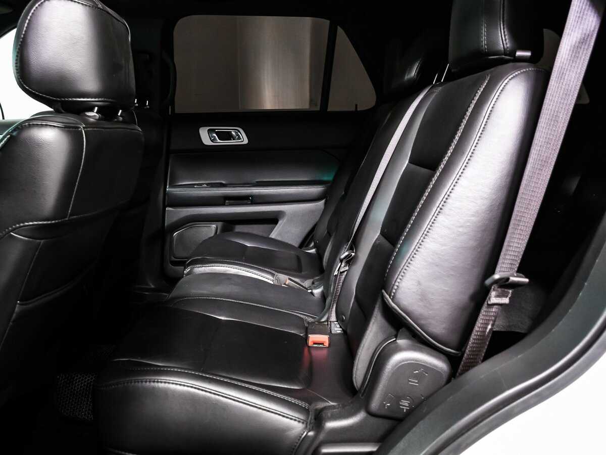 Ford Explorer 2013 года с пробегом. Фото: #11