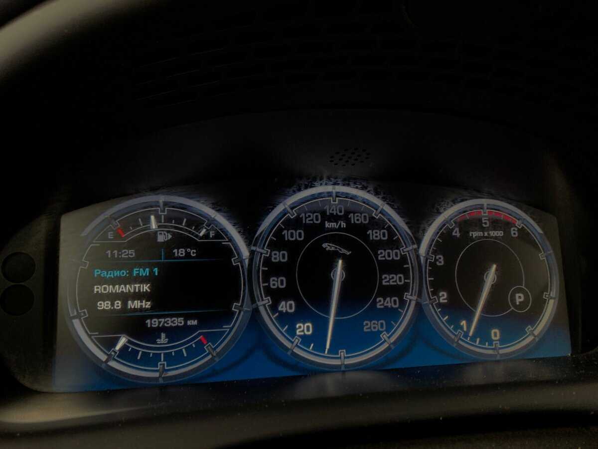 Jaguar XJ 2012 года с пробегом. Фото: #14