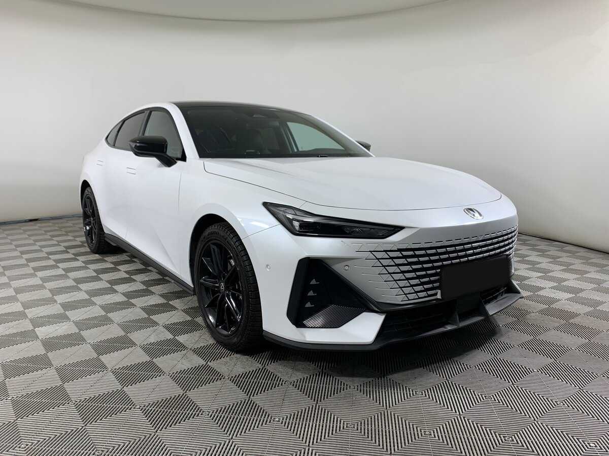 Changan UNI-V 2024 года с пробегом. Фото: #2