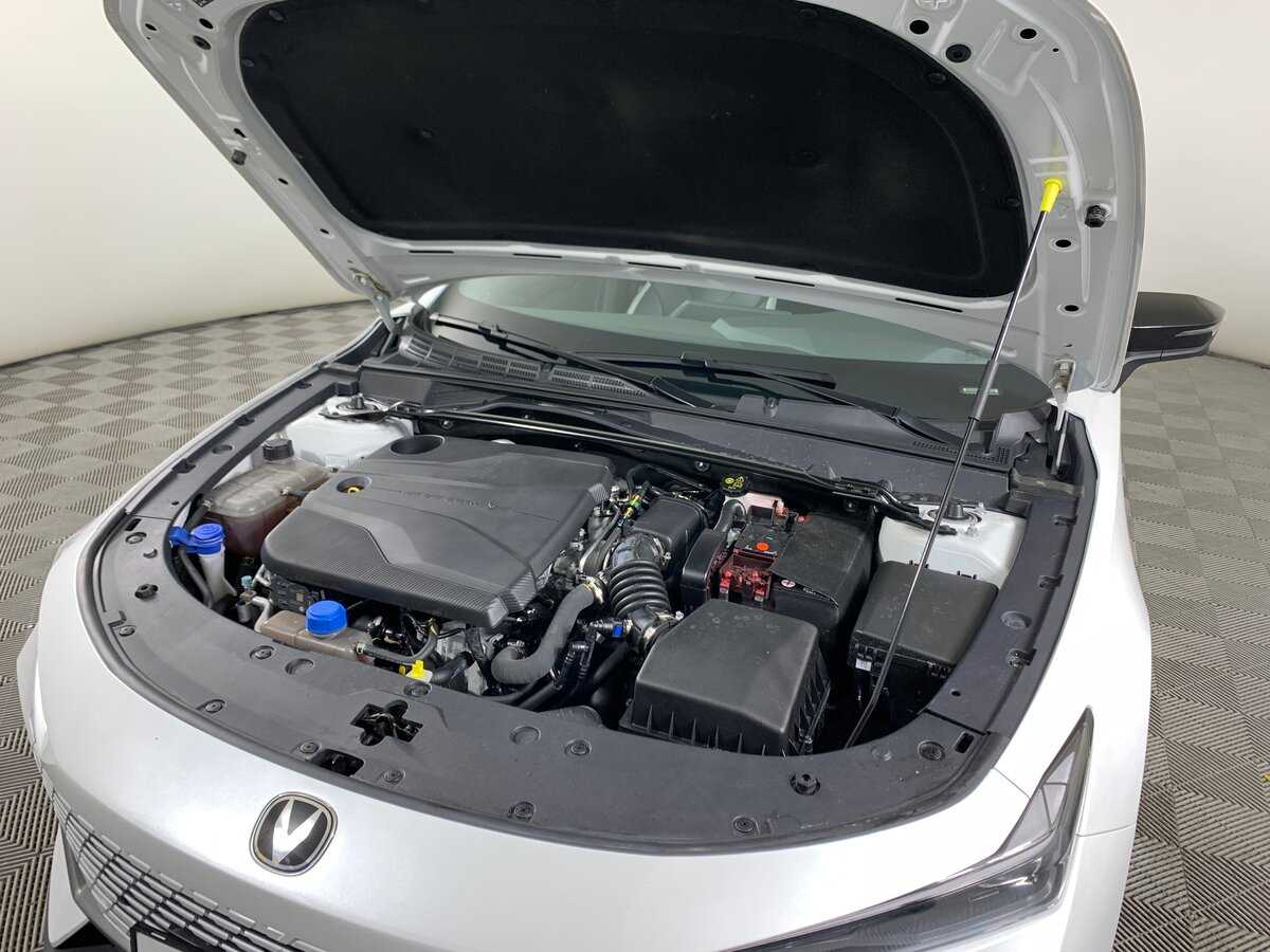 Changan UNI-V 2024 года с пробегом. Фото: #10