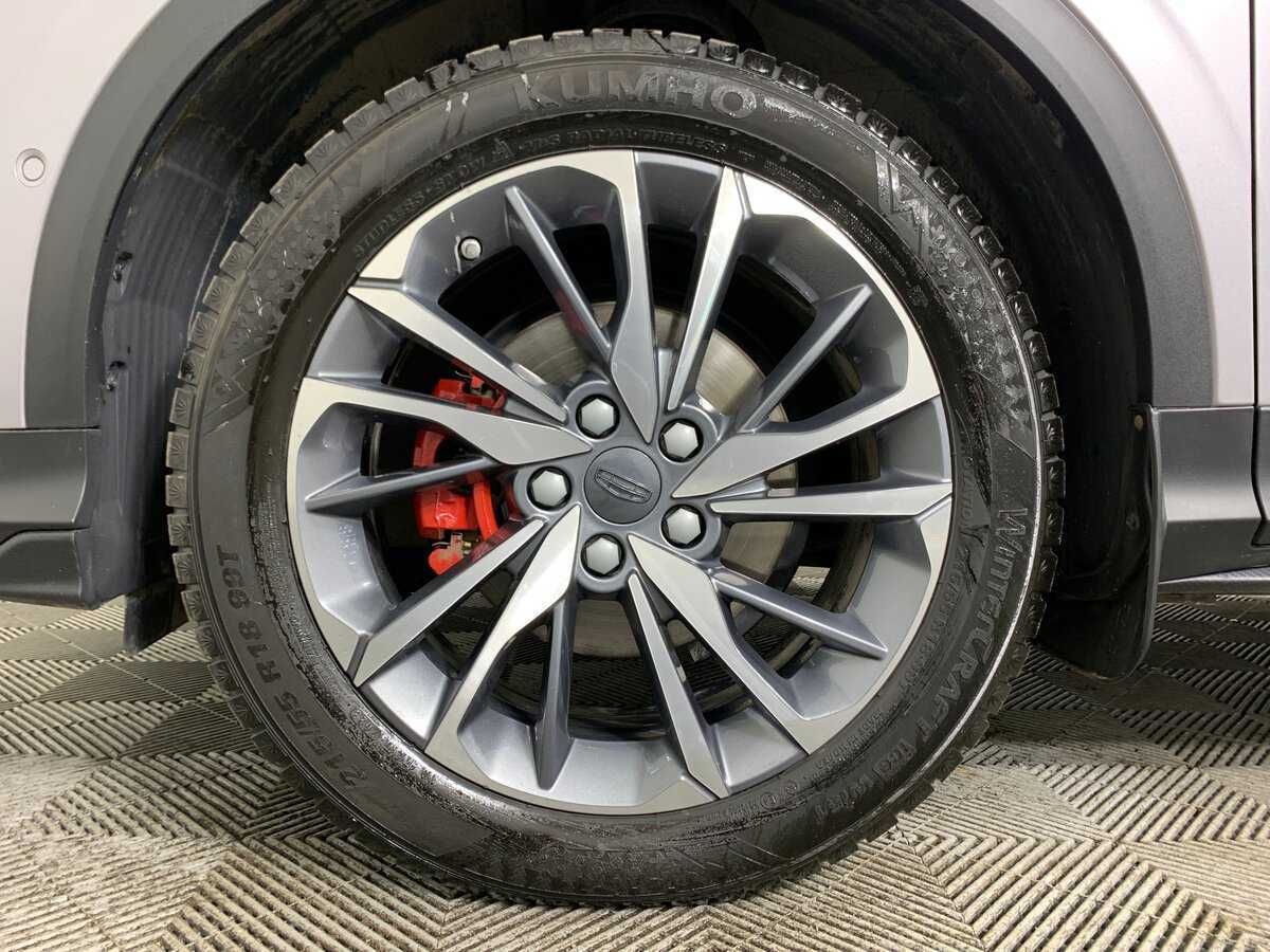 Geely Coolray 2023 года с пробегом. Фото: #9