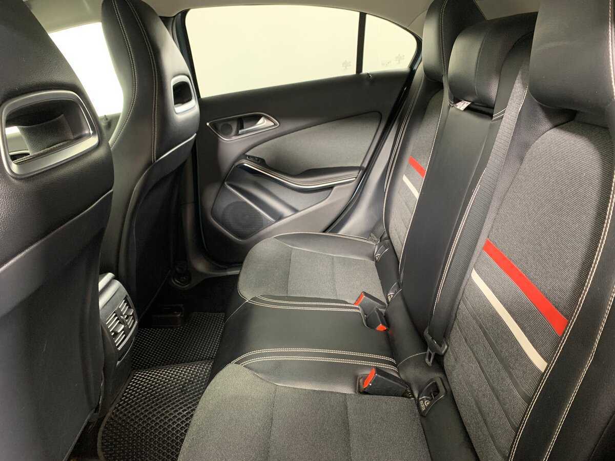 Mercedes-Benz A-Класс 2013 года с пробегом. Фото: #17