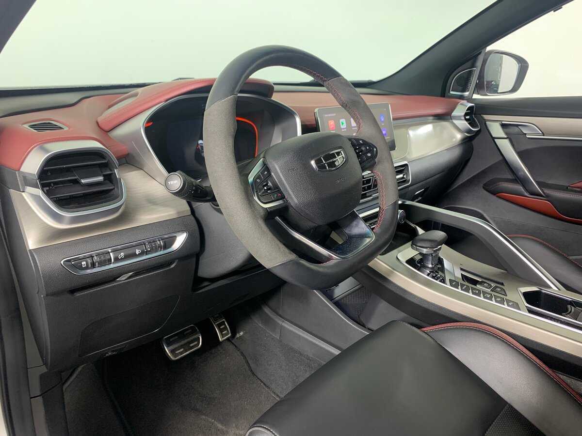 Geely Coolray 2023 года с пробегом. Фото: #11